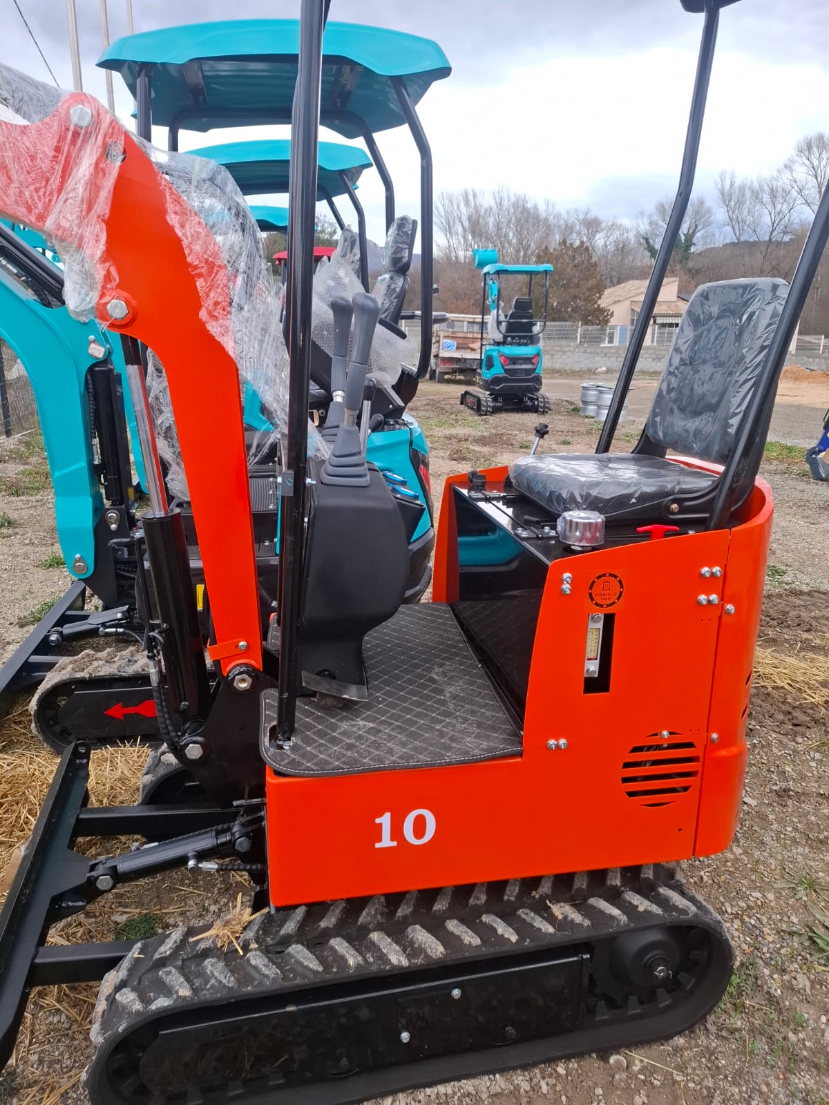 Mini-pelle Condor 10 - Vue 7