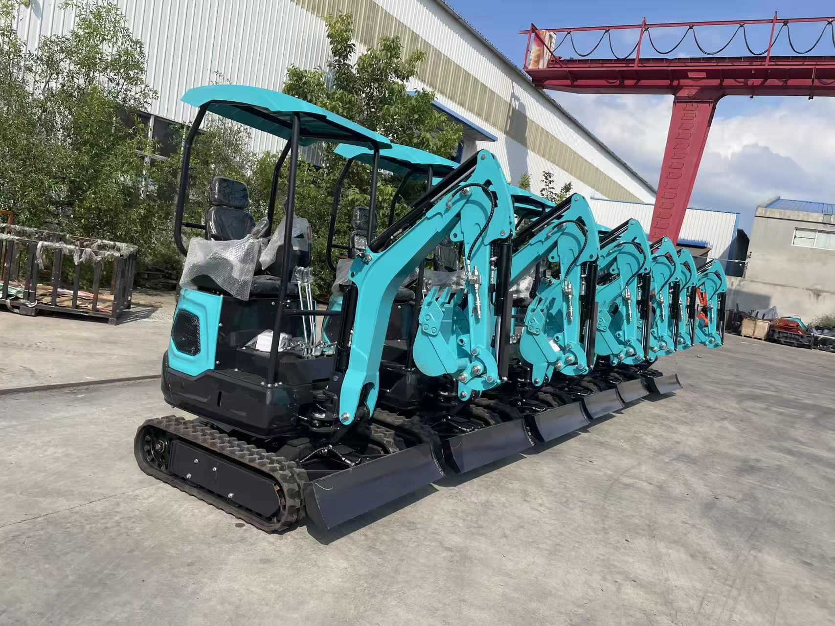 Mini-pelle Condor E15 - Vue 2