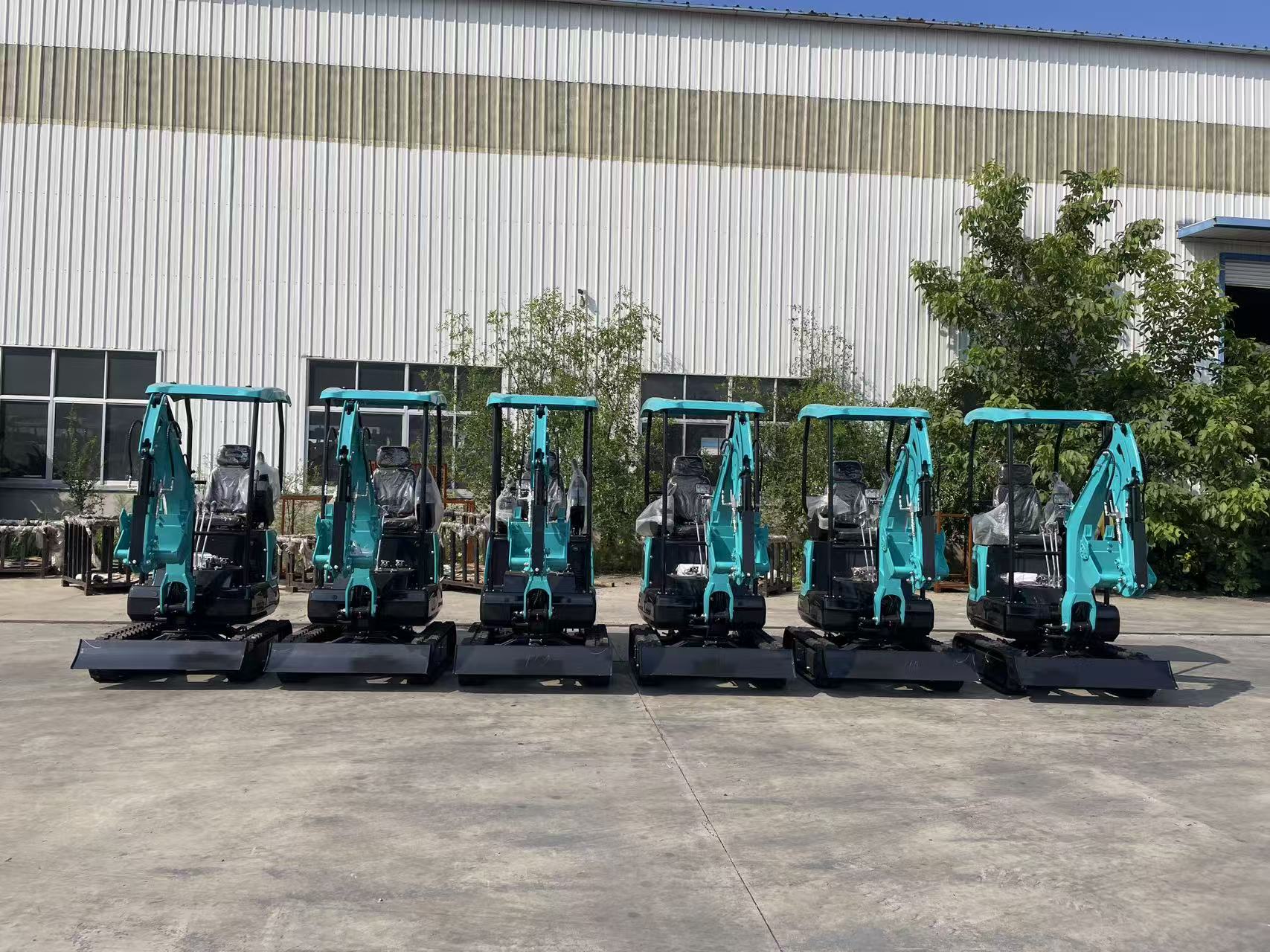 Mini-pelle Condor E15 - Vue 3